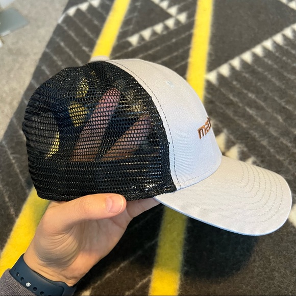 Madrone SnapBack Mesh Hat - Picture 5 of 15